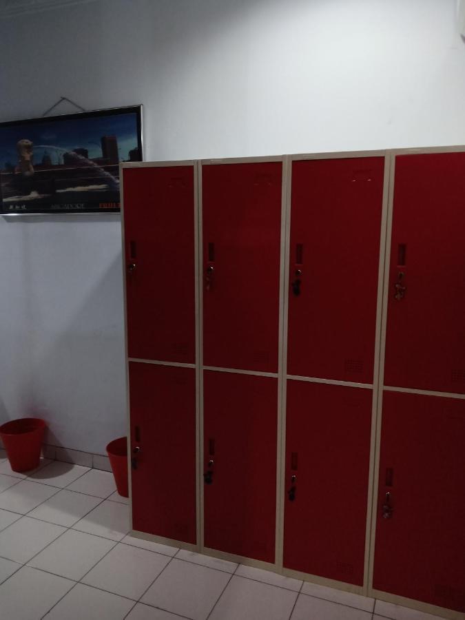 Reddoorz Hostel @ Feliz Noche Cengkareng Jakarta Exteriér fotografie